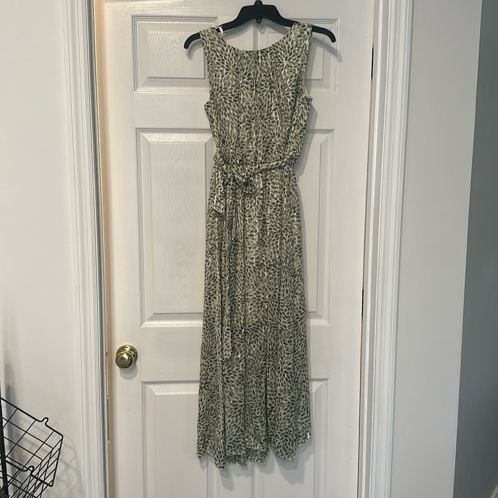 Green summer dress